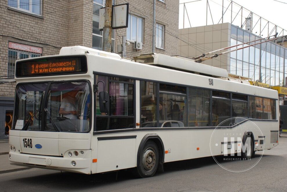 Новини Дніпра: Як працює громадський транспорт 8 вересня