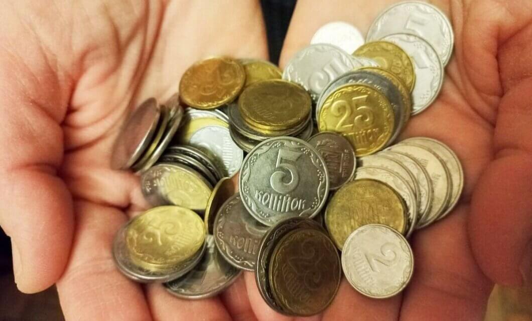 Обмен старых монет и банкнот гривны: у днепрян осталось три недели